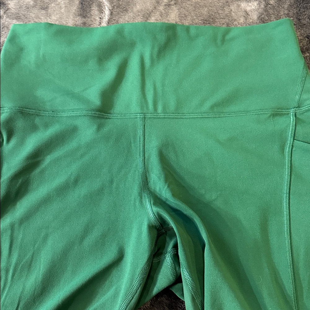 LULULEMON ALIGN GREEN HIGH-RISE CROP LEGGINGS WITH POCKETS NWOT - 10 - Picture 12 of 13